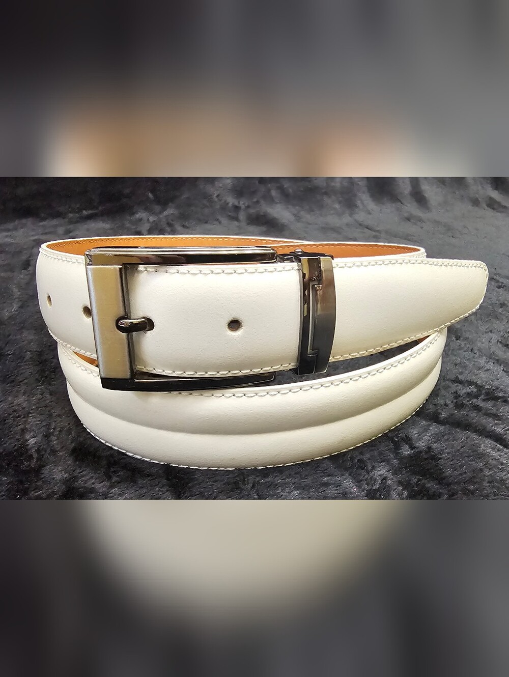 Marco Valentino Lovely Ivory Leather Belt Size 38 Good Condition